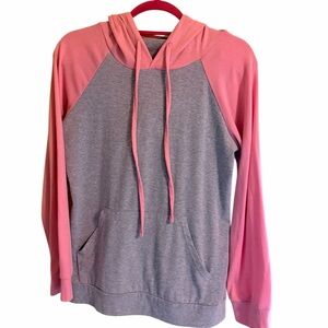Women’s size medium Adreamly peach and gray hoodie with pockets